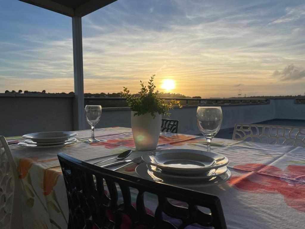 Apartamento Aimar Atico Duplex Playa La Pineda Port Aventura Exterior foto